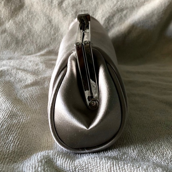 BCBG MAXAZRIA Silver Gray Clutch Purse - Picture 4 of 7